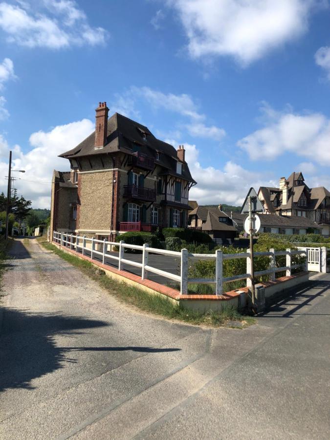 Bénerville-sur-Mer L Oceanide 아파트 외부 사진